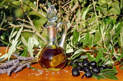 AVVISO PUBBLICO 20° CONCORSO PROVINCIALE “L’OLIO DELLE COLLINE” AVVISO PUBBLICO 20° CONCORSO PROVINCIALE “L’OLIO DELLE COLLINE”